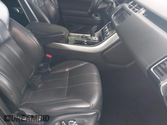 2017 Land Rover Range Rover Sport HSE z VIN SALWR2FV1HA132083, wystawiony jako IAAI lot #42422331 z przebiegiem 103 125 mil mil oraz . Historia ofert i sprzedaży dostępna na DreamBid. Obrazek 5.