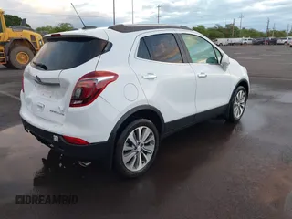 2020 Buick Encore Preferred with VIN KL4CJASB7LB023101, listed as a IAAI auction lot 41550066 with 60,819 mi miles. Bid and sale history available at carsss.com. Image 4.