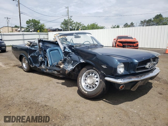 1965 Ford Mustang с VIN 5F08C604067, выставлен на аукционе Copart как лот 62315575 с пробегом 55 164 миль миль и Списание • Salvage title. История ставок и продаж доступна на DreamBid. Изображение 4.