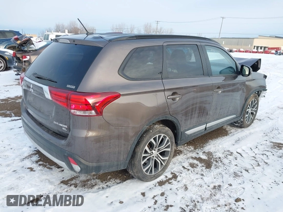 2016 Mitsubishi Outlander SE with VIN JA4AZ3A33GZ051271, listed as a IAAI auction lot 41161321 with 61,306 mi miles and . Bid and sale history available at DreamBid. Image 4.