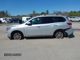 2016 Nissan Pathfinder Platinum with VIN 5N1AR2MM0GC616224, listed as a IAAI auction lot 42088422 with 131,411 mi miles. Bid and sale history available at carsss.com. Image 14.