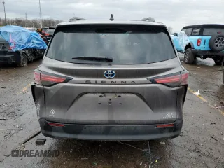 2021 Toyota Sienna XLE with VIN 5TDYSKFC6MS036109, listed as a Copart auction lot 47587895 with 125,204 mi miles and Clean Title. Bid and sale history available at carsss.com. Image 6.