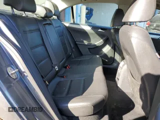 2015 Volkswagen Jetta Sedan 1.8T SE with VIN 3VWD07AJ7FM267463, listed as a Copart auction lot 89084895 with 106,789 mi miles and Salvage Title. Bid and sale history available at carsss.com. Image 10.