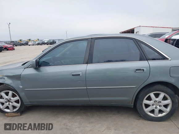 2002 Toyota Avalon XL with VIN 4T1BF28BX2U262186, listed as a IAAI auction lot 41572610 with 164,899 mi miles and . Bid and sale history available at DreamBid. Image 15.