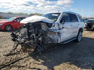 2017 Cadillac Escalade Premium Luxury with VIN 1GYS4CKJ7HR299346, listed as a Copart auction lot 84826594 with 0 mi miles and Salvage Title. Bid and sale history available at carsss.com. Image 1.