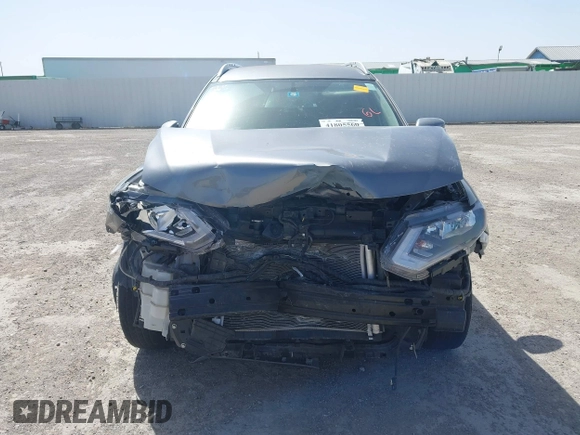 2017 Nissan Rogue SV z VIN KNMAT2MT2HP513636, wystawiony jako IAAI lot #41805560 z przebiegiem 145 783 mil mil oraz . Historia ofert i sprzedaży dostępna na DreamBid. Obrazek 12.