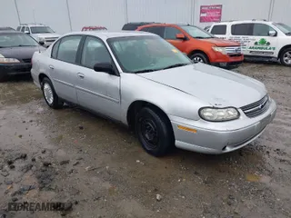2004 Chevrolet Classic with VIN 1G1ND52F14M653064, listed as a IAAI auction lot 41507842 with 151,122 mi miles. Bid and sale history available at carsss.com. Image 1.