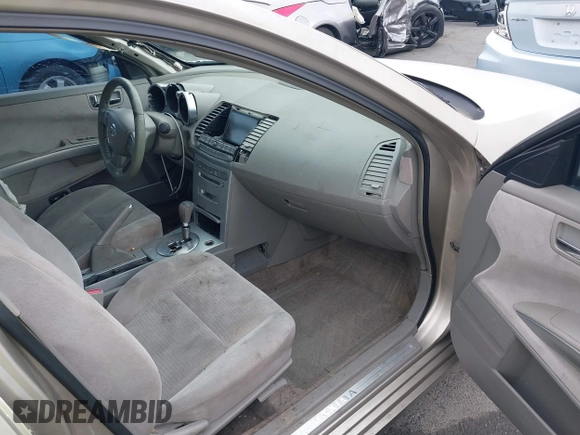 2005 Nissan Maxima SL with VIN 1N4BA41E15C811924, listed as a IAAI auction lot 42067614 with 230,375 mi miles and . Bid and sale history available at DreamBid. Image 5.