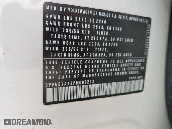 2023 Volkswagen Tiguan SE z VIN 3VVNB7AX9PM087233, wystawiony jako Copart lot #48940745 z przebiegiem 33 861 mil mil oraz Szkoda całkowita • Salvage title. Historia ofert i sprzedaży dostępna na DreamBid. Obrazek 14.