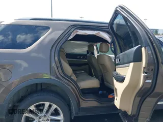 2016 Ford Explorer XLT with VIN 1FM5K7D88GGB06492, listed as a IAAI auction lot 41955740 with 1 mi miles. Bid and sale history available at carsss.com. Image 8.