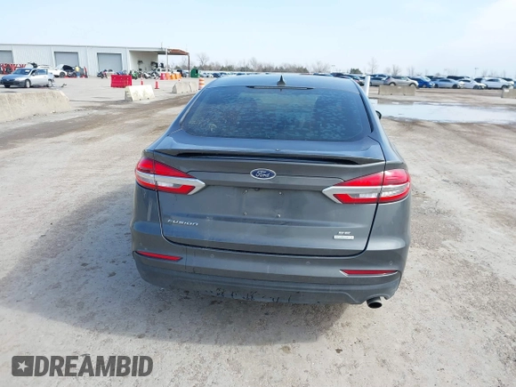 2020 Ford Fusion SE with VIN 3FA6P0HD7LR169021, listed as a IAAI auction lot 41575796 with 77,824 mi miles. Bid and sale history available at carsss.com. Image 17.