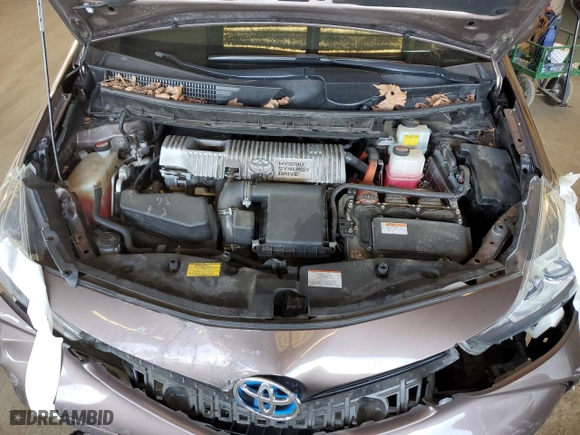 2015 Toyota Prius v Two with VIN JTDZN3EU9FJ031921, listed as a Copart auction lot 45972685 with 131,630 mi miles and Salvage Title. Bid and sale history available at carsss.com. Image 11.