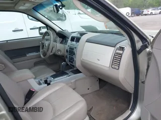 2010 Mercury Mariner Premier с VIN 4M2CN9HG5AKJ11065, выставлен на аукционе IAAI как лот 42092464 с пробегом 216 620 миль миль и . История ставок и продаж доступна на DreamBid. Изображение 5.