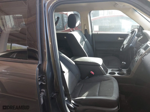 2019 Ford Flex SE with VIN 2FMGK5B8XKBA34534, listed as a IAAI auction lot 41788816 with 66,615 mi miles. Bid and sale history available at carsss.com. Image 5.