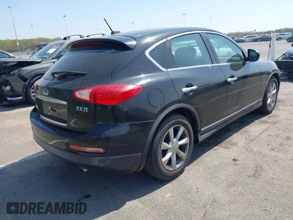 2008 Infiniti EX Journey with VIN JNKAJ09E78M301738, listed as a IAAI auction lot 42082307 with 134,078 mi miles. Bid and sale history available at carsss.com. Image 4.