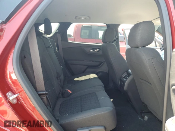 2021 Chevrolet Blazer LT z VIN 3GNKBCRS6MS524834, wystawiony jako Copart lot #63138245 z przebiegiem 28 387 mil mil oraz Nie do naprawy • Non repairable. Historia ofert i sprzedaży dostępna na DreamBid. Obrazek 11.