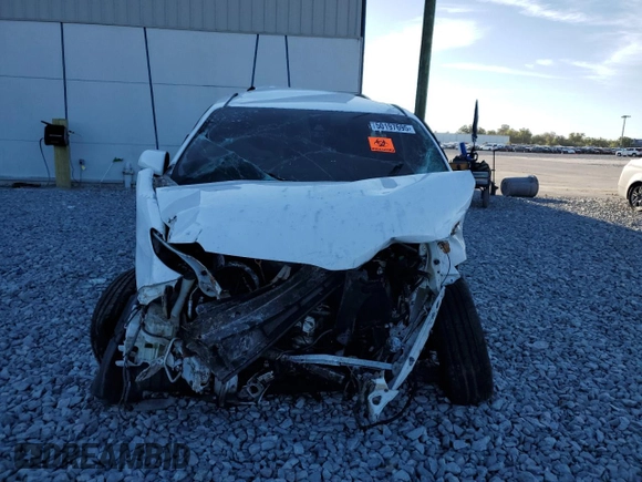 2018 Toyota Sienna SE with VIN 5TDXZ3DC4JS924062, listed as a Copart auction lot 50197695 with Not provided miles and Non repairable. Bid and sale history available at DreamBid. Image 5.