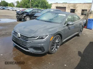 2020 Volkswagen Arteon SE R-Line with VIN WVWSR7ANXLE012939, listed as a Copart auction lot 68268484 with 31,006 mi miles and Salvage title. Bid and sale history available at DreamBid. Image 1.