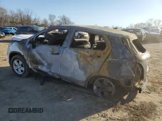 2018 Chevrolet Trax LS with VIN KL7CJKSB8JB613393, listed as a Copart auction lot 46700425 with 0 mi miles and Salvage Title. Bid and sale history available at carsss.com. Image 2.