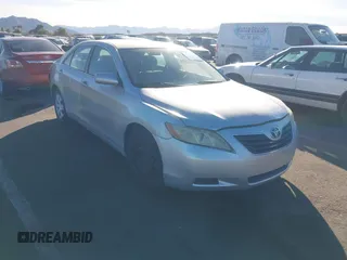 2007 Toyota Camry CE z VIN JTNBE46K573052495, wystawiony jako IAAI lot #41402396 z przebiegiem 206 046 mil mil oraz . Historia ofert i sprzedaży dostępna na DreamBid. Obrazek 1.