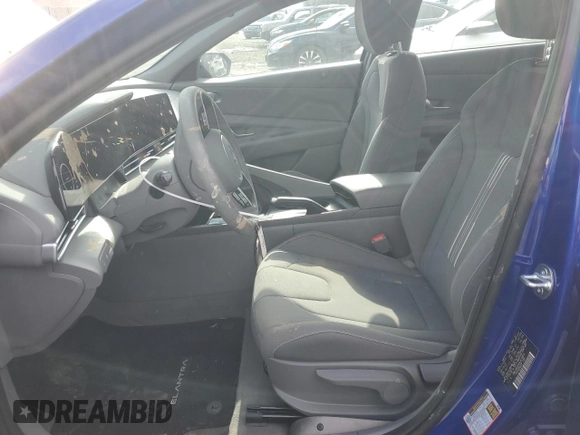 2024 Hyundai Elantra SEL with VIN KMHLM4DG4RU658809, listed as a Copart auction lot 45573425 with 20,551 mi miles and Salvage Title. Bid and sale history available at carsss.com. Image 7.