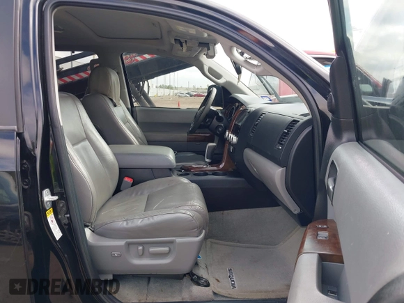 2010 Toyota Sequoia Ltd with VIN 5TDKY5G17AS029913, listed as a IAAI auction lot 41510590 with 126,955 mi miles. Bid and sale history available at carsss.com. Image 5.