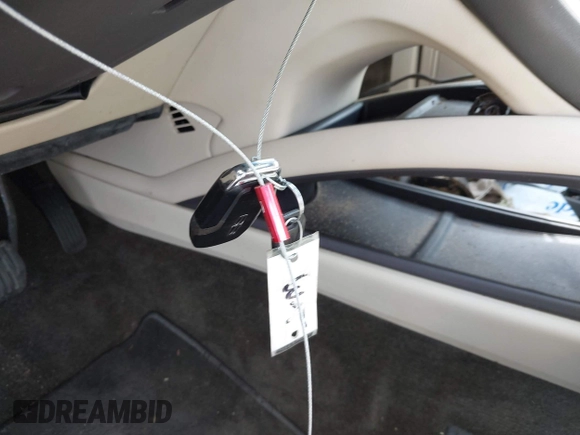 2015 Lincoln MKZ with VIN 3LN6L2G98FR615384, listed as a IAAI auction lot 42340517 with 92,274 mi miles and . Bid and sale history available at DreamBid. Image 11.