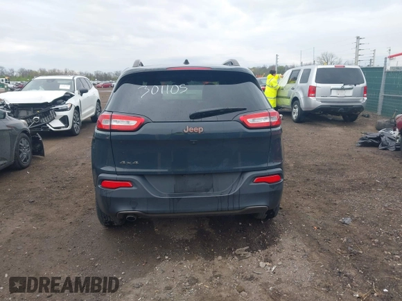 2016 Jeep Cherokee Latitude with VIN 1C4PJMCB6GW301105, listed as a IAAI auction lot 42045795 with 105,758 mi miles and . Bid and sale history available at carsss.com. Image 16.