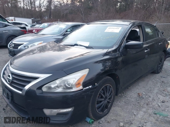 2013 Nissan Altima 2.5 S with VIN 1N4AL3AP3DC174549, listed as a IAAI auction lot 41251165 with 191,557 mi miles and . Bid and sale history available at carsss.com. Image 2.