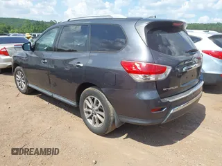 2014 Nissan Pathfinder Platinum with VIN 5N1AR2MN3EC723841, listed as a IAAI auction lot 42621901 with 172,033 mi miles and . Bid and sale history available at DreamBid. Image 3.