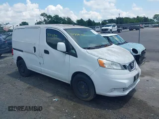 2014 Nissan NV200 S z VIN 3N6CM0KN4EK699155, wystawiony jako IAAI lot #42738484 z przebiegiem 164 986 mil mil oraz . Historia ofert i sprzedaży dostępna na DreamBid. Obrazek 1.