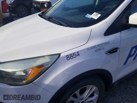 2017 Ford Escape SE z VIN 1FMCU0GD4HUC98854, wystawiony jako IAAI lot #42558269 z przebiegiem 62 975 mil mil oraz . Historia ofert i sprzedaży dostępna na DreamBid. Obrazek 18.