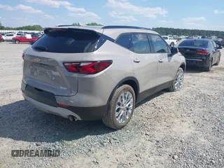 2021 Chevrolet Blazer LT with VIN 3GNKBCRS9MS582176, listed as a IAAI auction lot 42192476 with 29,863 mi miles and . Bid and sale history available at DreamBid. Image 4.