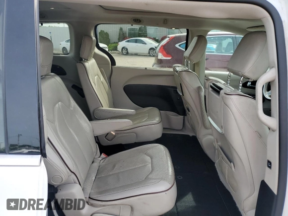 2017 Chrysler Pacifica Limited z VIN 2C4RC1GG1HR504842, wystawiony jako Copart lot #54970065 z przebiegiem 117 802 mil mil oraz Szkoda całkowita • Salvage title. Historia ofert i sprzedaży dostępna na DreamBid. Obrazek 11.