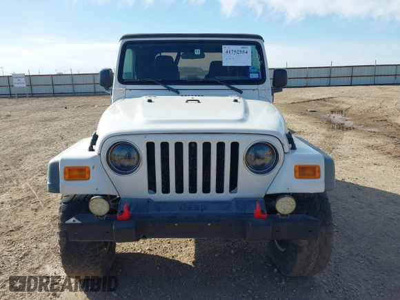 2005 Jeep Wrangler Sport with VIN 1J4FA49SX5P336380, listed as a IAAI auction lot 41752554 with 139,004 mi miles. Bid and sale history available at carsss.com. Image 12.