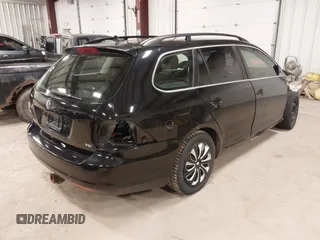2014 Volkswagen Jetta TDI with VIN 3VWML7AJ7EM613873, listed as a IAAI auction lot 42448970 with 89,002 mi miles and . Bid and sale history available at DreamBid. Image 4.