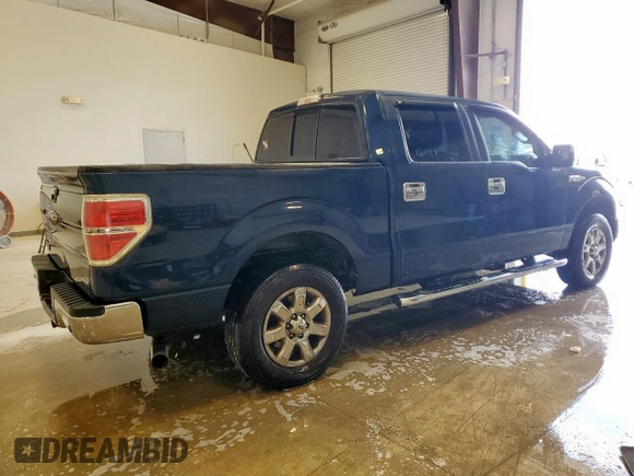 2014 Ford F-150 XL with VIN 1FTFW1CF5EKF05266, listed as a Copart auction lot 60716595 with 299,029 mi miles and Clean title. Bid and sale history available at DreamBid. Image 3.