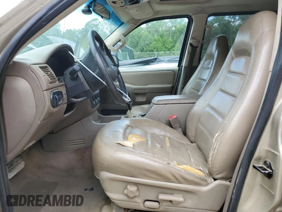 2002 Ford Explorer XLT с VIN 1FMZU73E12ZA10462, выставлен на аукционе Copart как лот 58245845 с пробегом 245 841 миль миль и Списание • Salvage title. История ставок и продаж доступна на DreamBid. Изображение 7.
