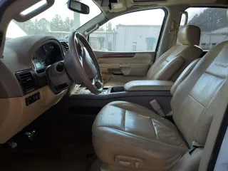 2014 Nissan Armada Platinum z VIN 5N1BA0NFXEN610187, wystawiony jako Copart lot #44145265 z przebiegiem Nie podano mil oraz Czysty tytuł • Clean title. Historia ofert i sprzedaży dostępna na DreamBid. Obrazek 7.