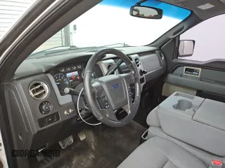 2011 Ford F-150 XL z VIN 1FTMF1CM7BKD43495, wystawiony jako Copart lot #55725435 z przebiegiem 228 298 mil mil oraz Czysty tytuł • Clean title. Historia ofert i sprzedaży dostępna na DreamBid. Obrazek 8.