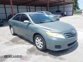 2011 Toyota Camry LE z VIN 4T1BF3EK4BU625544, wystawiony jako IAAI lot #42468566 z przebiegiem 197 964 mil mil oraz . Historia ofert i sprzedaży dostępna na DreamBid. Obrazek 1.