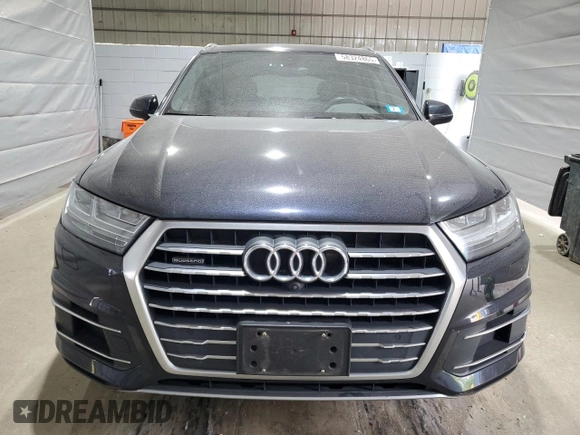 2018 Audi Q7 Premium Plus with VIN WA1LHAF75JD013380, listed as a Copart auction lot 58324865 with 92,877 mi miles and Salvage title. Bid and sale history available at DreamBid. Image 5.