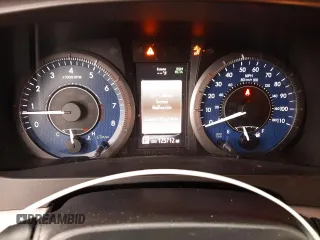2018 Toyota Sienna XLE Auto Access Seat с VIN 5TDYZ3DC5JS929713, выставлен на аукционе Copart как лот 43368025 с пробегом 125 712 миль миль и На запчасти • Non repairable. История ставок и продаж доступна на DreamBid. Изображение 9.