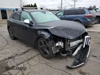 2020 Audi SQ5 Premium Plus with VIN WA1B4AFY1L2023175, listed as a Copart auction lot 45053424 with 54,170 mi miles and Salvage Title. Bid and sale history available at DreamBid. Image 4.