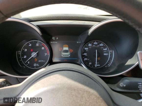 2022 Alfa Romeo Giulia with VIN ZARFAMAN2N7660313, listed as a Copart auction lot 54412005 with 31,238 mi miles and Salvage title. Bid and sale history available at DreamBid. Image 9.