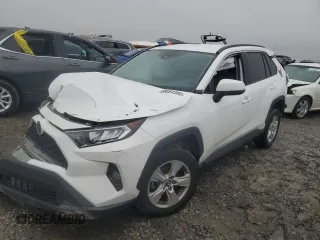 2020 Toyota RAV4 XLE with VIN 2T3W1RFV9LC044000, listed as a Copart auction lot 88084305 with 52,404 mi miles and Salvage title. Bid and sale history available at DreamBid. Image 1.
