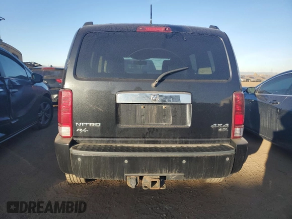 2008 Dodge Nitro R/T z VIN 1D8GU58608W151536, wystawiony jako Copart lot #84263054 z przebiegiem 140 795 mil mil oraz Szkoda całkowita • Salvage title. Historia ofert i sprzedaży dostępna na DreamBid. Obrazek 6.