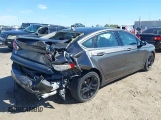 2020 Ford Fusion SE with VIN 3FA6P0HD0LR147782, listed as a IAAI auction lot 41801234 with 46,471 mi miles. Bid and sale history available at carsss.com. Image 4.