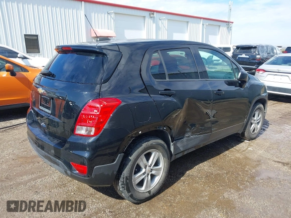 2021 Chevrolet Trax LS with VIN KL7CJKSB5MB337520, listed as a IAAI auction lot 41554924 with 139,501 mi miles. Bid and sale history available at carsss.com. Image 4.