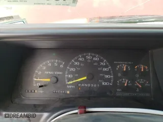1999 Chevrolet Tahoe with VIN 1GNEC13R7XJ363159, listed as a Copart auction lot 45879745 with 415,963 mi miles and Clean Title. Bid and sale history available at carsss.com. Image 9.